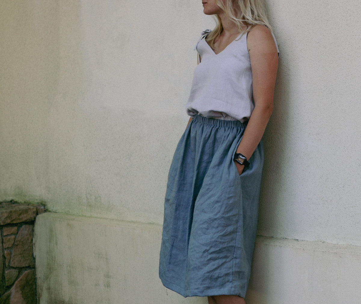 Sloane Blue Linen A-Line Midi Skirt — LA's Nine Ninety