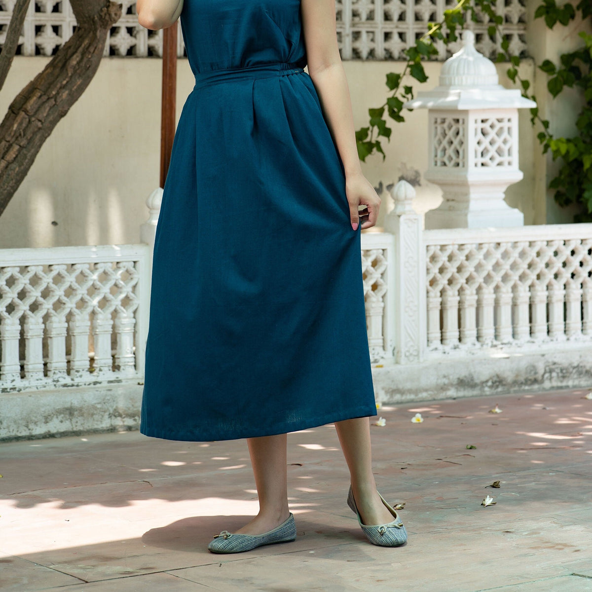 Ellie Blue Linen High-Waist Midi Skirt — view 2