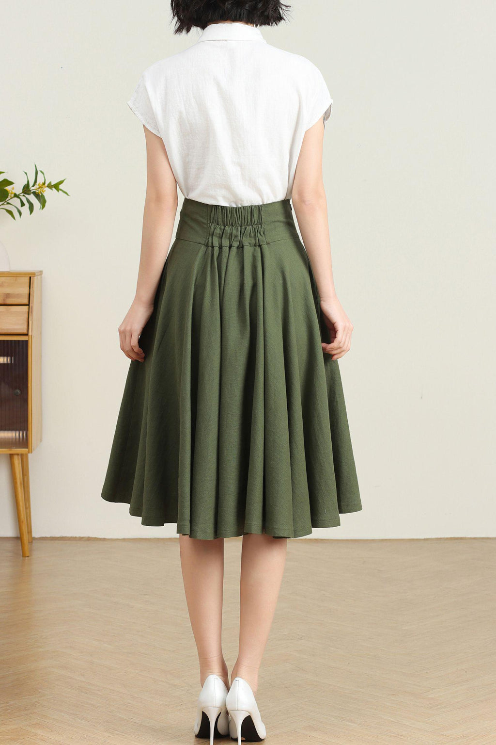 Ottilie Green Linen Swing Midi Skirt — view 5